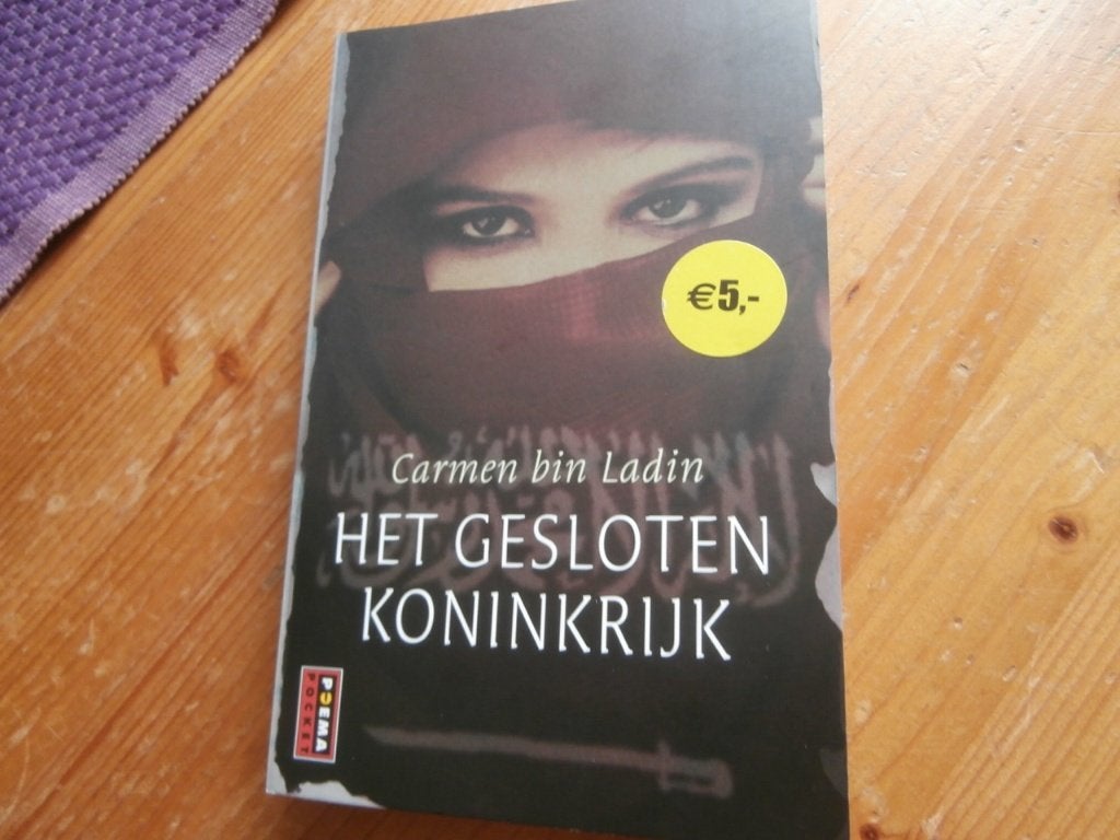 boek Het Gesloten Koninkrijk Carmen Bin Laden roman, Boeken, Ophalen of Verzenden, Gelezen, Carmen Bin Laden, Wereld overig