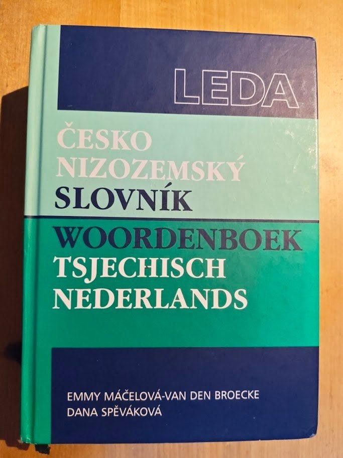 Woordenboek Tsjechisch-Nederlands, Gelezen, Overige uitgevers, Ophalen of Verzenden, Overige talen
