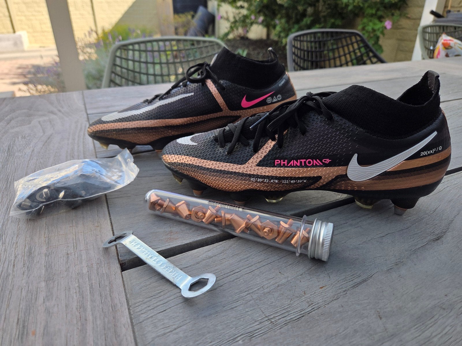 Nike Phantom GT2 Elite SG-PRO AC Voetbalschoenen - Maat 40, Sport en Fitness, Voetbal, Ophalen of Verzenden, Zo goed als nieuw