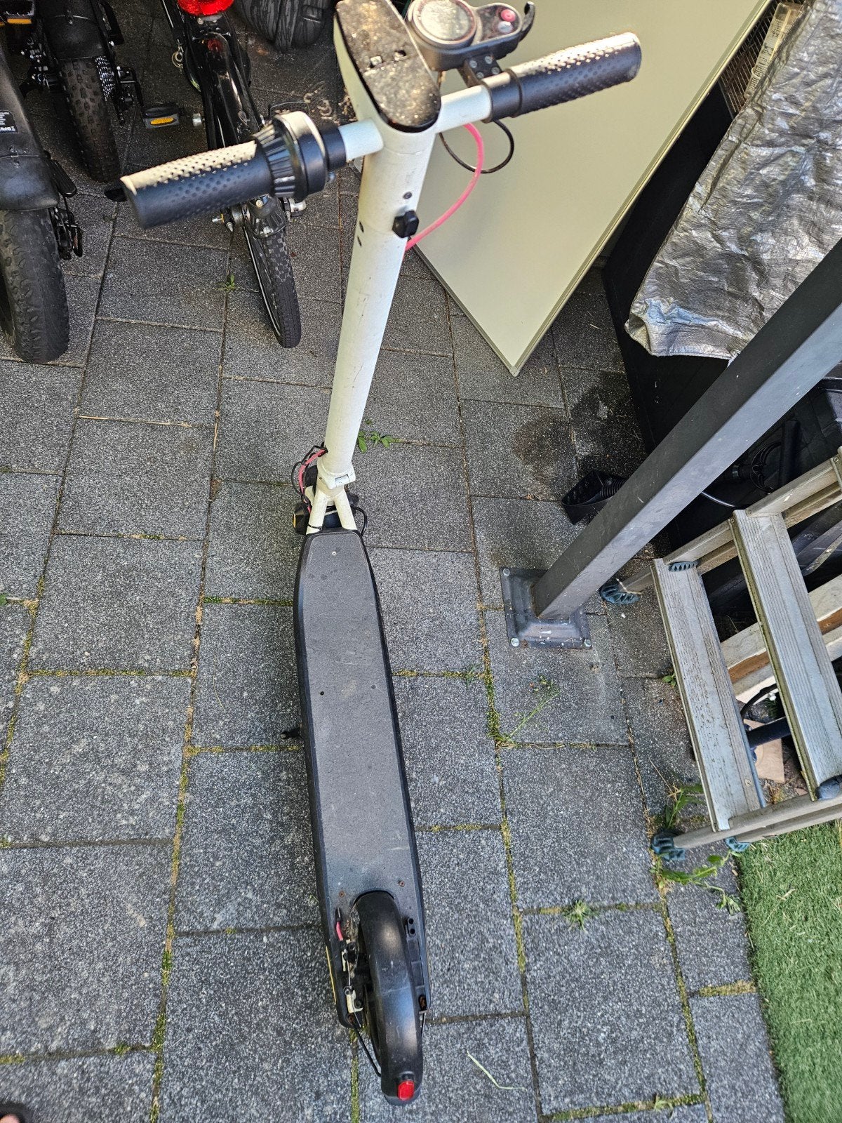 Elektrische step - werking onbekend (zonder lader), Fietsen en Brommers, Steps, Ophalen, Gebruikt, Elektrische step (E-scooter)