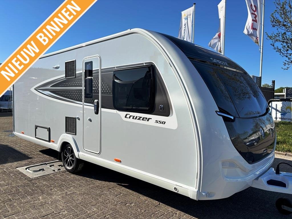 Sprite Cruzer 550 SR € 2.500,- gratis opties!!, Caravans en Kamperen, Standaardzit, 5 tot 6 meter, Overige typen, Sprite