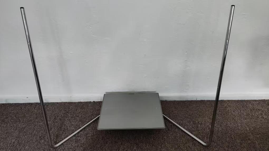 Loewe trapeze voet 37 inch Connect, Ophalen, Gebruikt