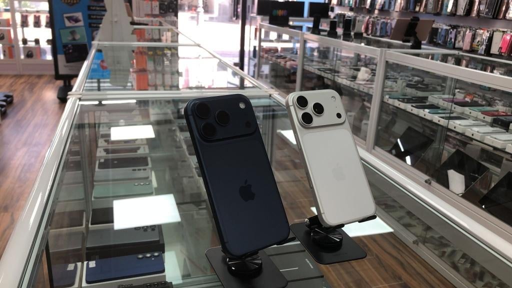 iphone 17 pro  256GB Blue / Silver, Ophalen of Verzenden, Zo goed als nieuw, Overige typen, Apple iPhone
