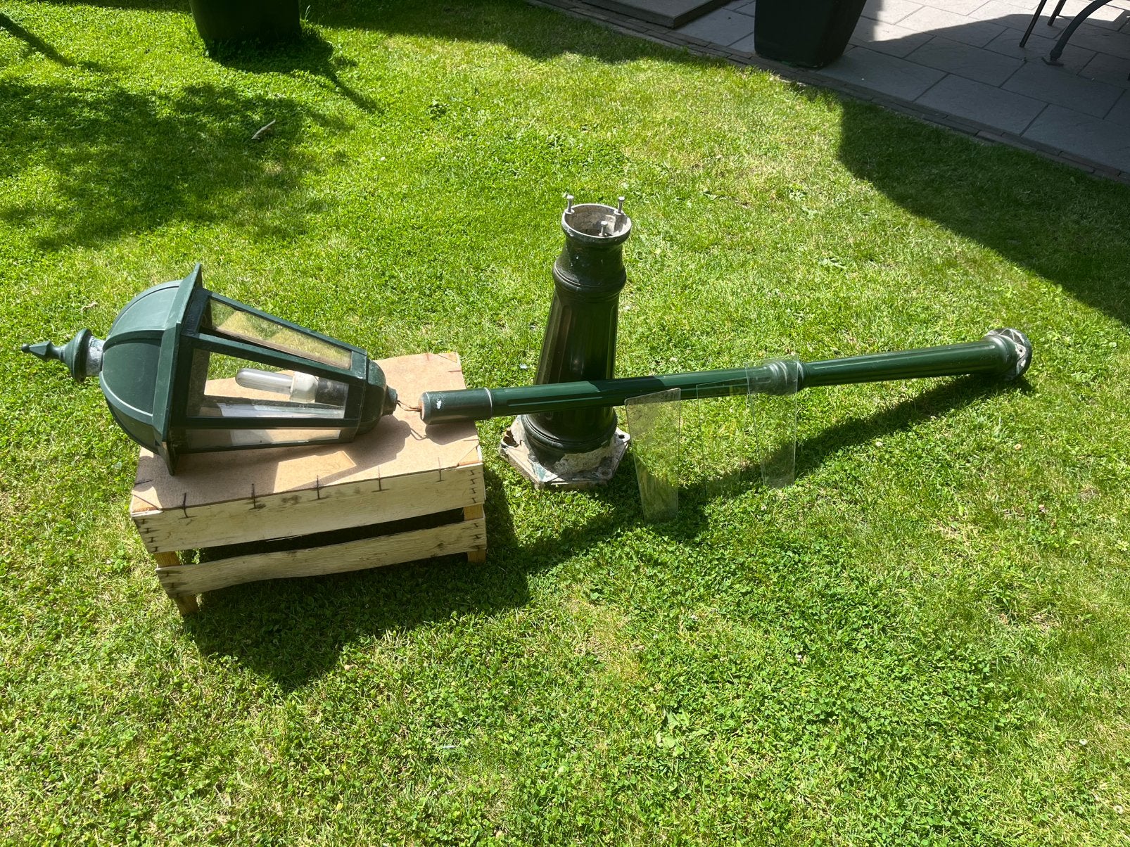 Gietijzeren tuin lantaarn, Tuin en Terras, Ophalen, Gebruikt, Staande lamp, Netvoeding