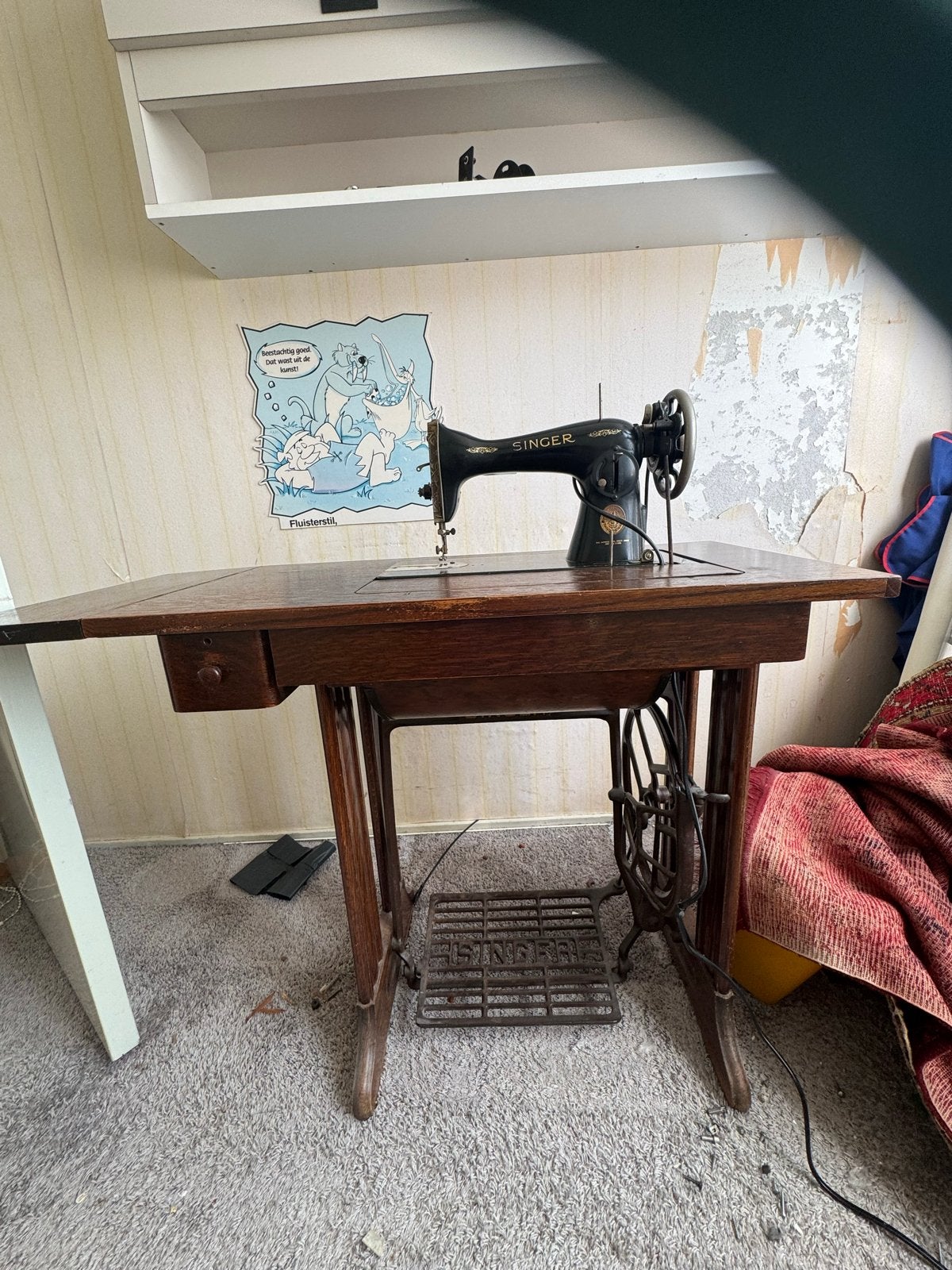 Antieke Singer Naaimachine met Houten Tafel, Antiek en Kunst, Antiek | Naaimachines, Ophalen
