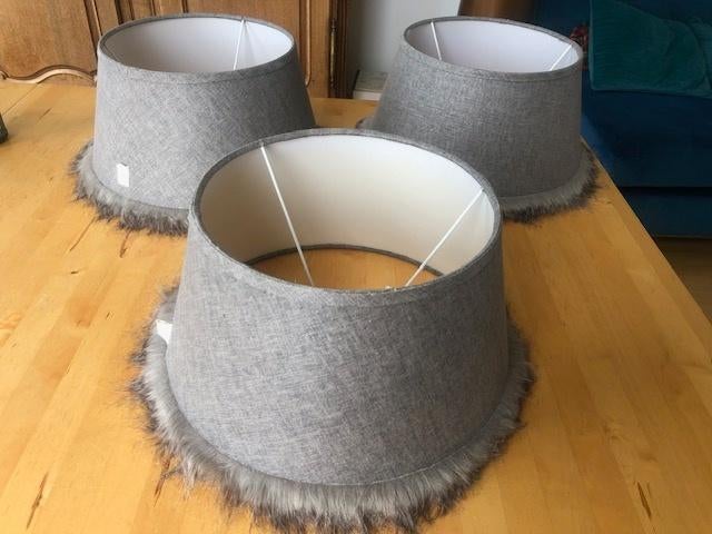 3 taupe(grijze) linnen lampenkappen Rivièra Maison (28 x 38), Ophalen of Verzenden, Nieuw, Grijs, Rond