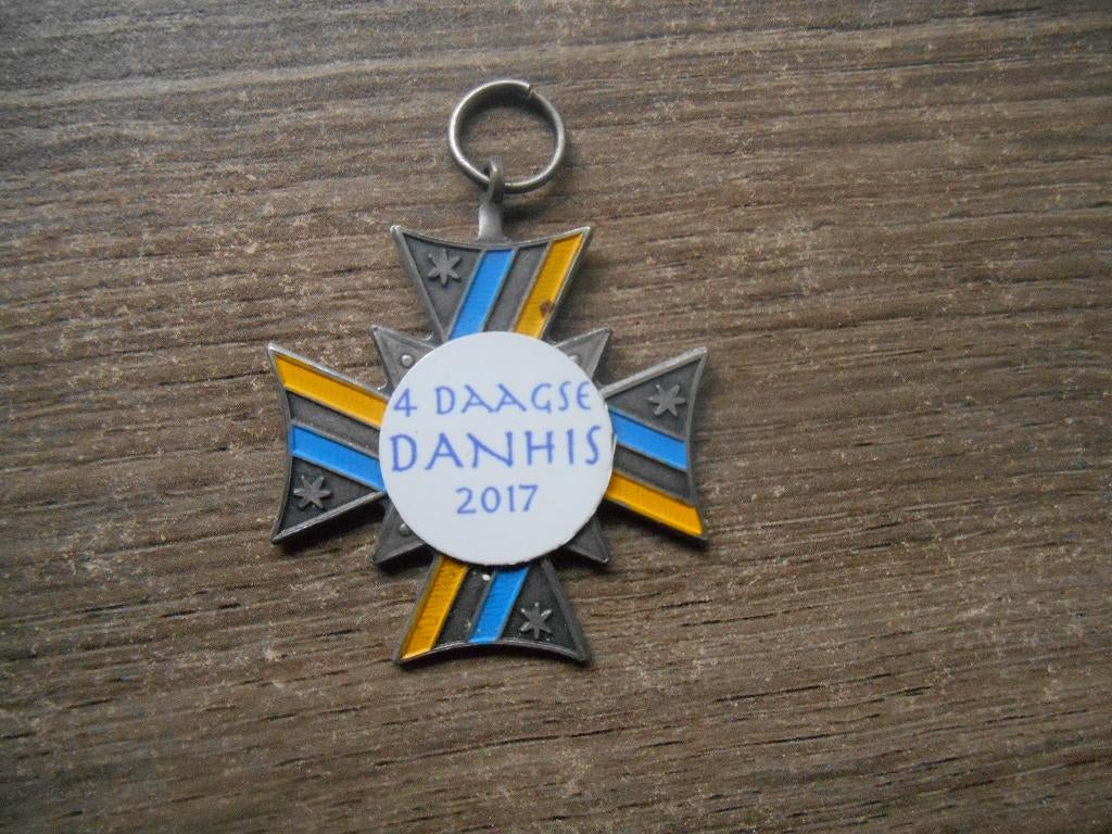 Gepersonaliseerde Vierdaagse medaille 2017, Postzegels en Munten, Penningen en Medailles, Ophalen of Verzenden, Overige materialen