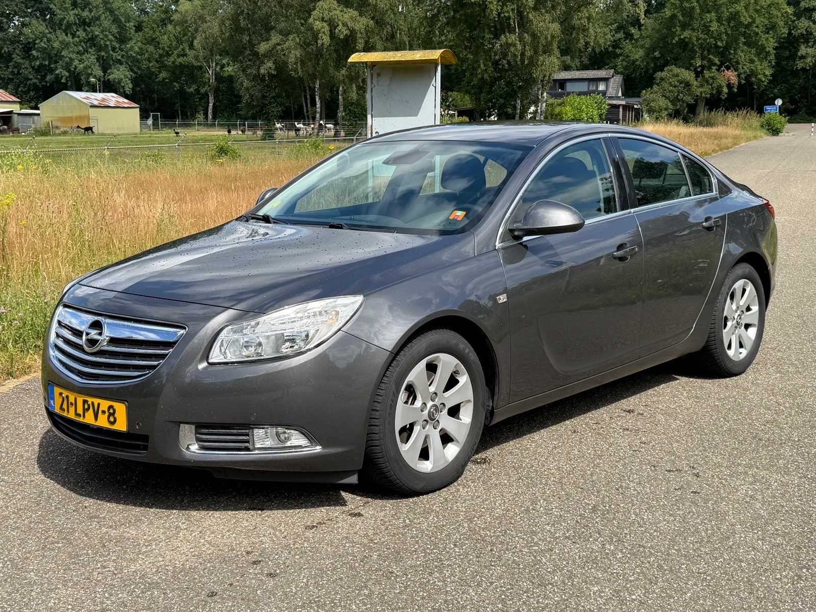 2010 Opel Insignia 1.6 T Edition Personenauto, Auto's, Opel, Euro 5, Gebruikt, 4 cilinders, Origineel Nederlands