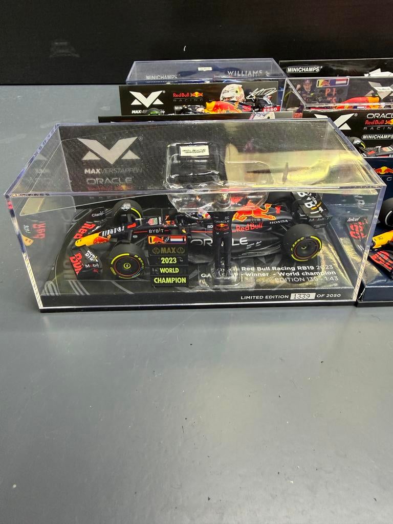 Max Verstappen 1:43 Modellen - 16 Stuks, Ophalen of Verzenden, Zo goed als nieuw, Auto, MiniChamps