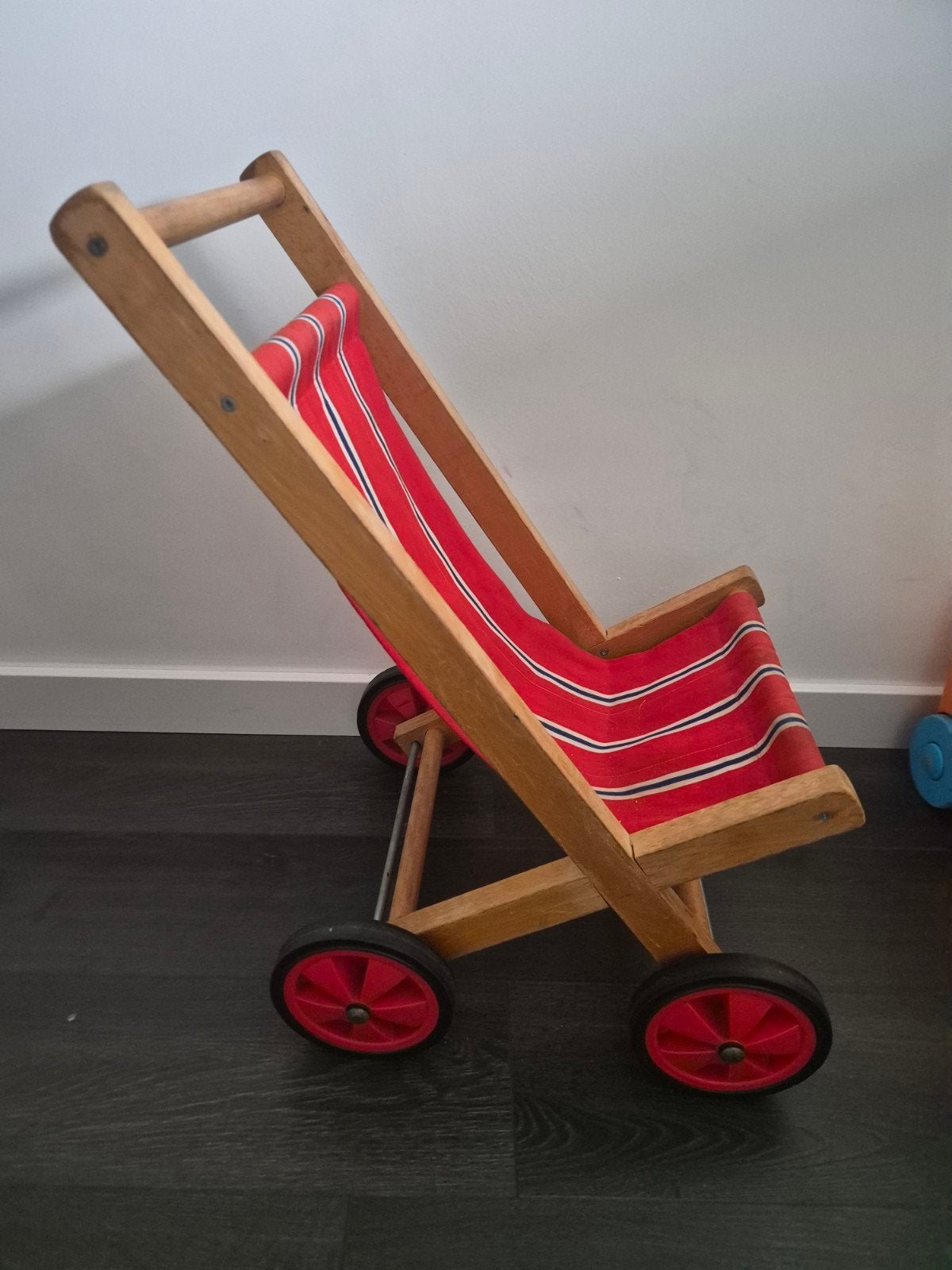 houten poppen bugy, Ophalen, Gebruikt