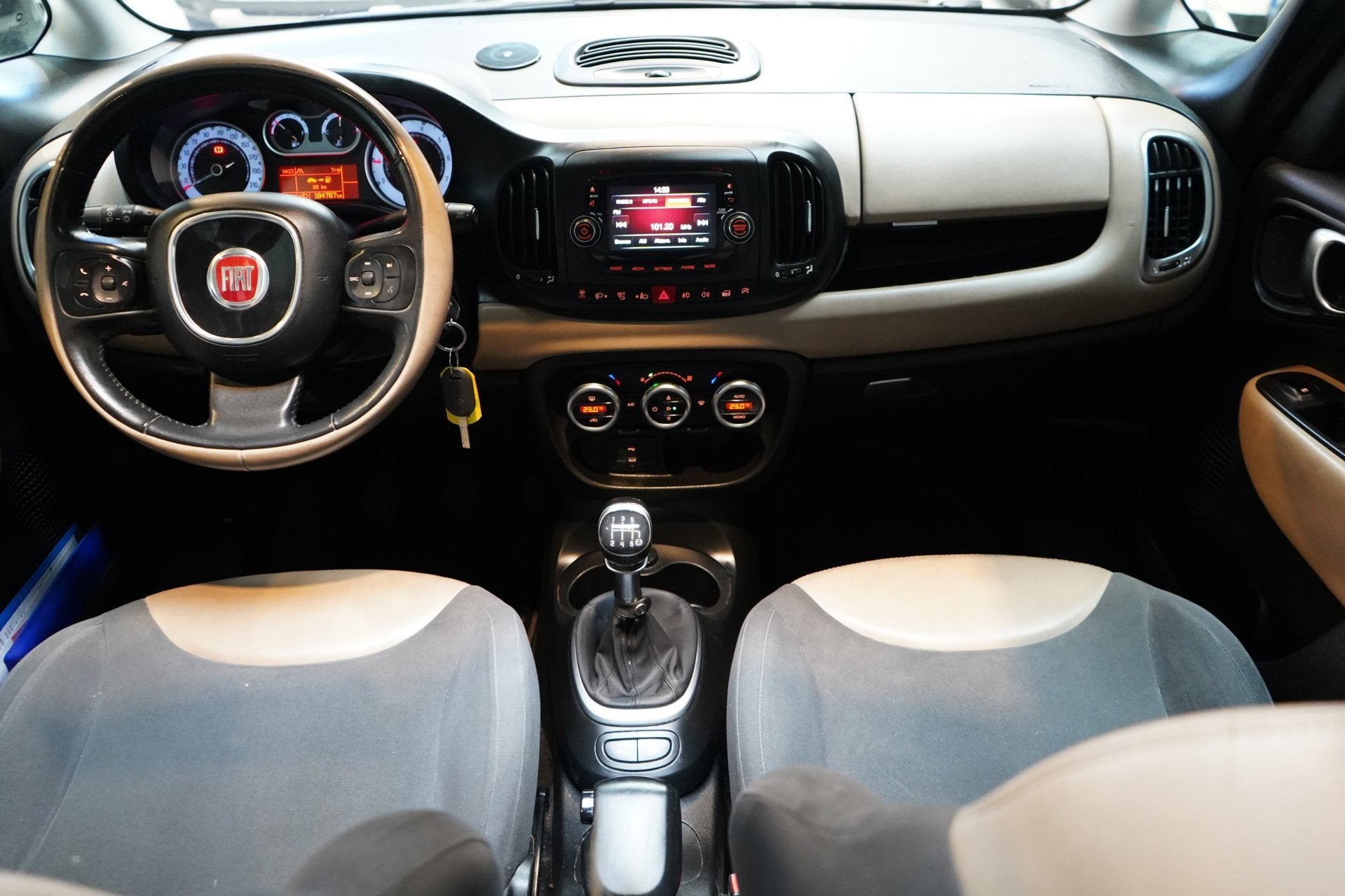 Fiat 500 L 0.9 TwinAir Lounge | 1E EIGENAAR | CRUISE | AIRCO, Auto's, Stof, Gebruikt, Euro 6, Beige