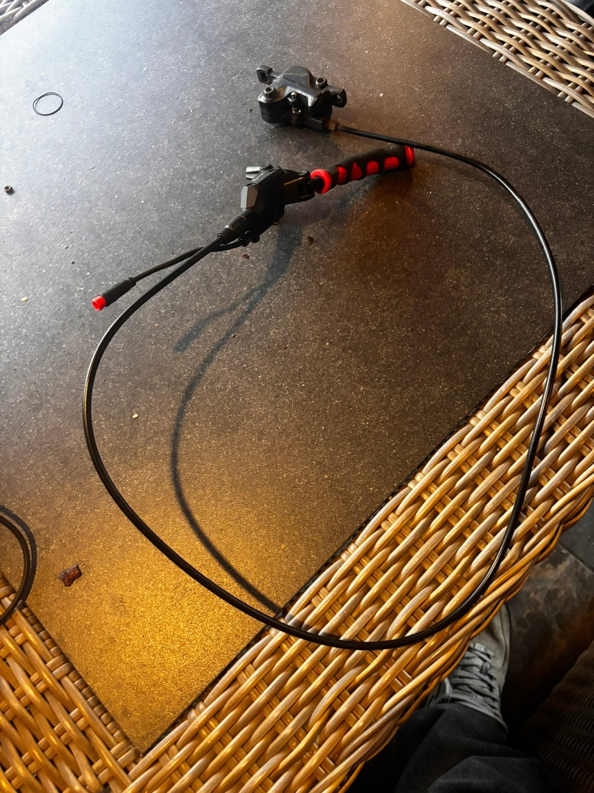 Voor en achterem voot v20 fatbike, Fietsen en Brommers, Remmen, Gebruikt, Staal, Ophalen of Verzenden