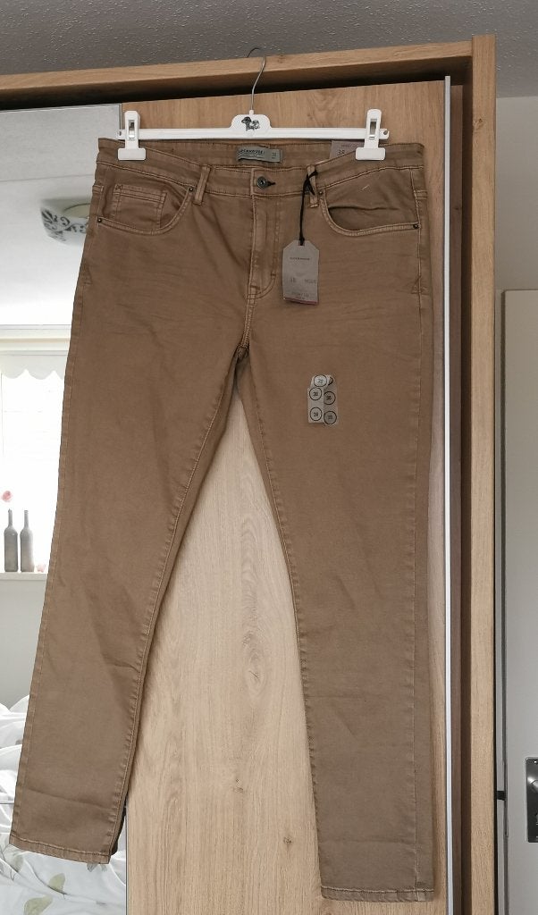 27 .. Nieuwe jeans maat 38 skinny leg, Ophalen of Verzenden, Nieuw, Overige kleuren, W32 (confectie 46) of kleiner