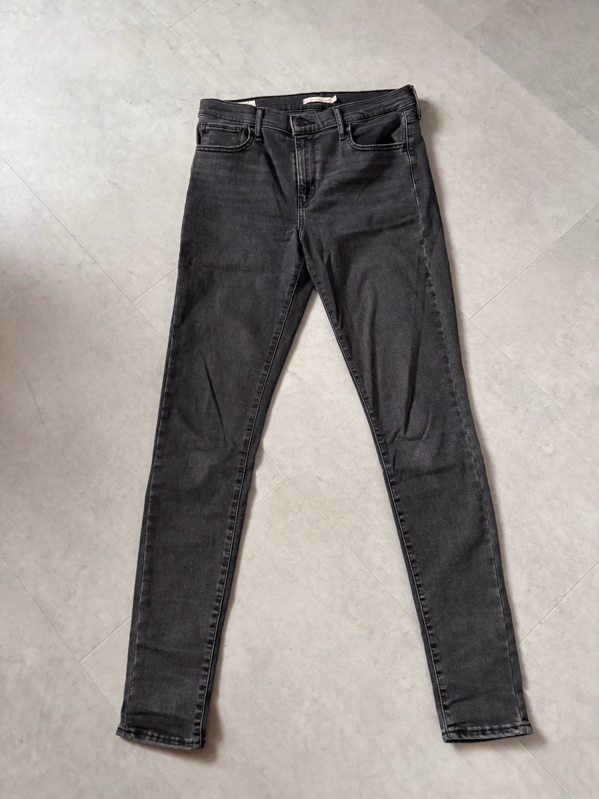 Levi’s 720 high rise super skinny jeans maat 29, Kleding | Dames, Verzenden, Zo goed als nieuw, Grijs, W28 - W29 (confectie 36)