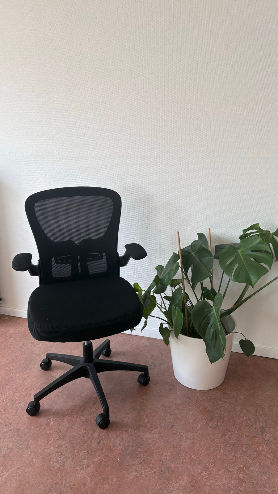 ️ Super Deal: 3 Bureaustoelen + 2 Bureaus voor maar €199!, Ophalen, Metaal, Bruin, Computerbureau