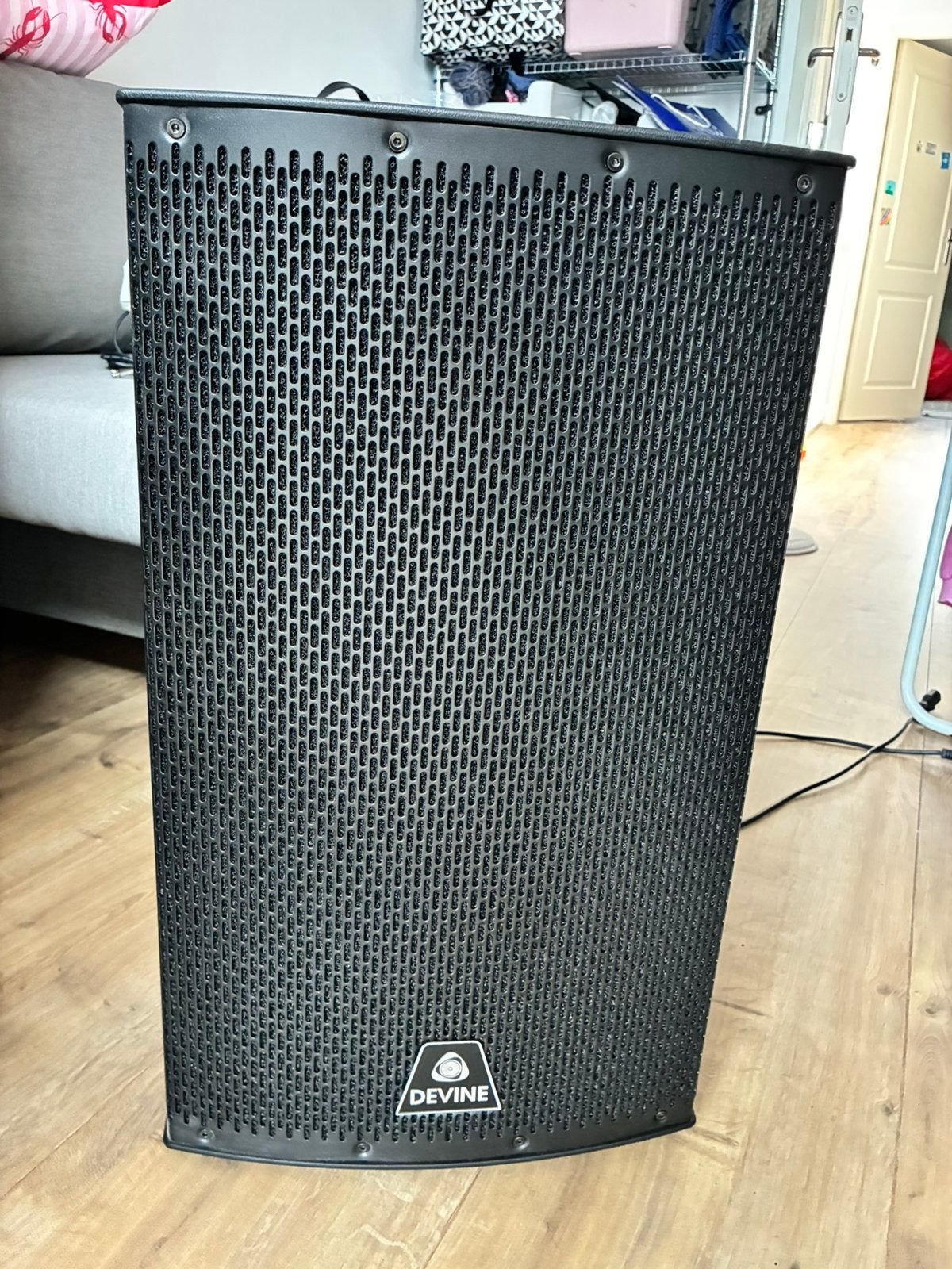 Devine Onyx 12A 12 inch actieve fullrange luidspreker, Ophalen, Zo goed als nieuw, Minder dan 500 watt