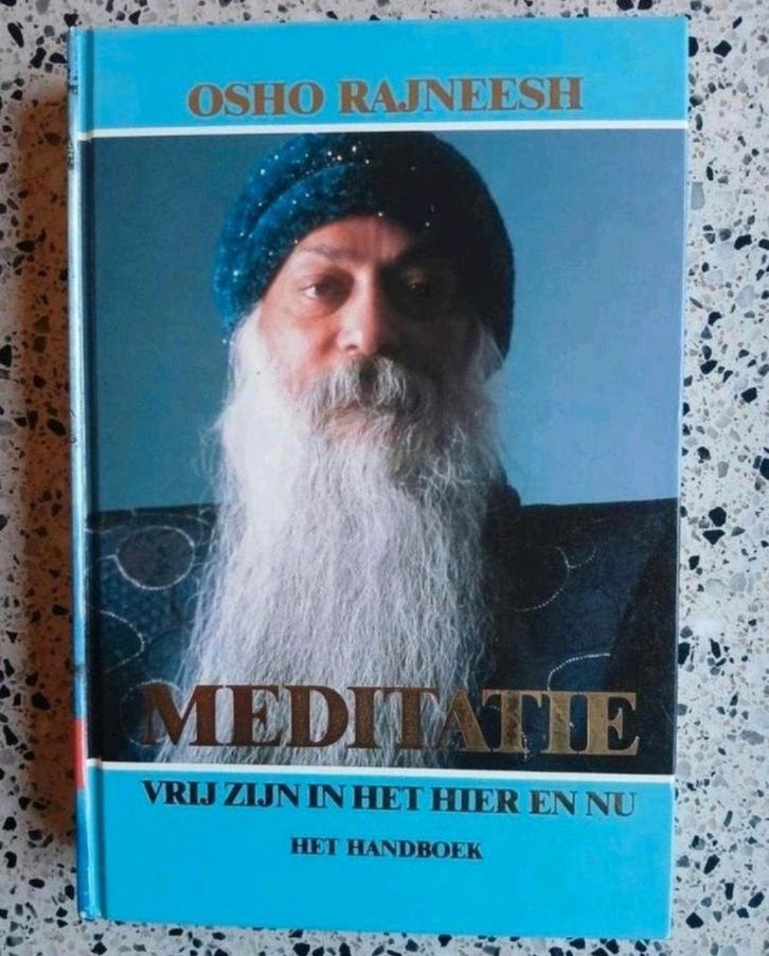 Osho Rajneesh - Meditatie: Vrij zijn in het hier en nu, Boeken, Meditatie of Yoga, Ophalen of Verzenden, Zo goed als nieuw, Osho Rajneesh