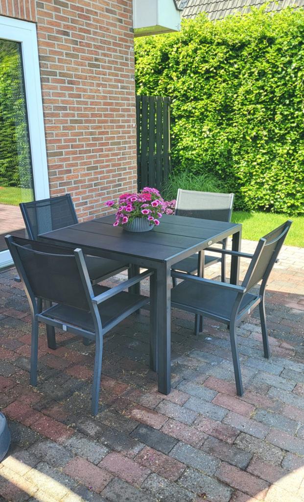 Tuintafel 90 x 90, Ophalen, Gebruikt, Aluminium, 4 zitplaatsen