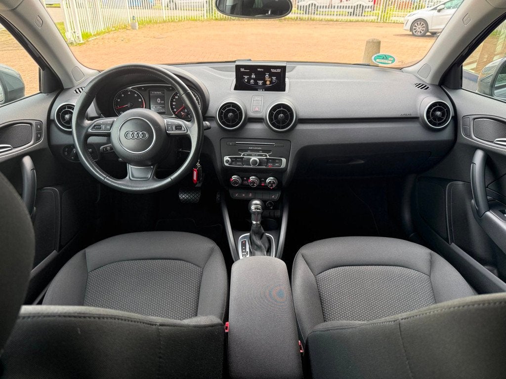 Audi A1 1.4 TFSI S-Line | S-Tronic | LED | Cruise | Climate, 4 cilinders, 4 stoelen, 49 €/maand, Hatchback