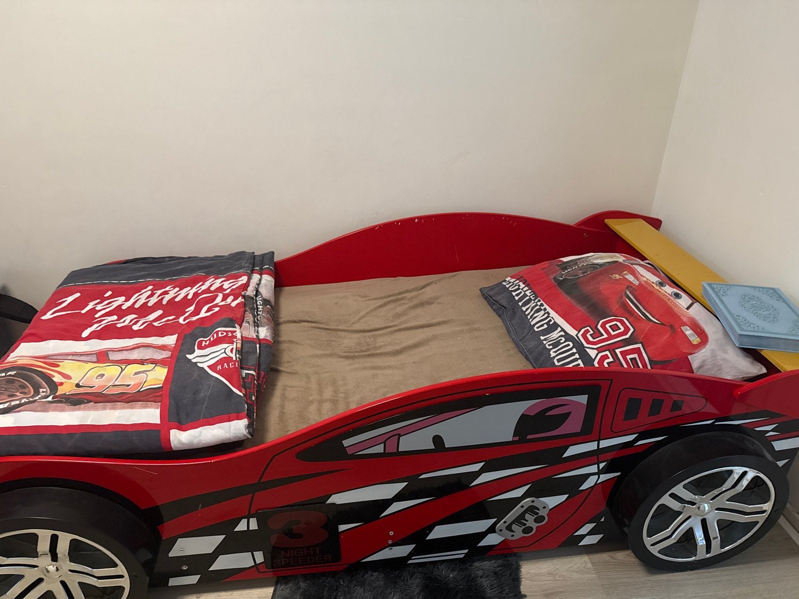 Cars kinderbed - Bliksem McQueen, Gebruikt, 70 tot 85 cm, Ophalen of Verzenden, Lattenbodem