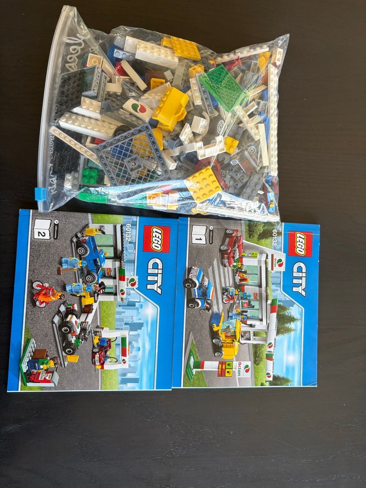 Lego City 60132 Tankstation - Complete set met 515 onderdele, Ophalen, Gebruikt