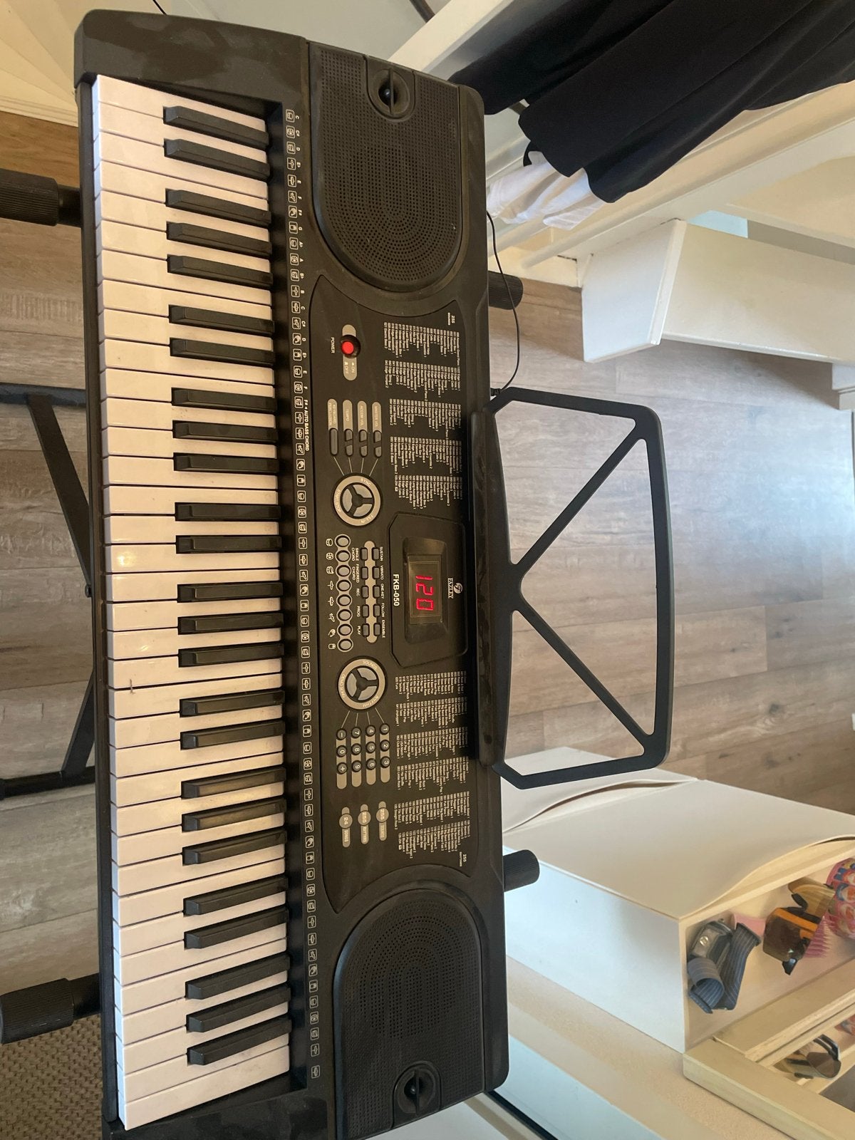 Fazley FKB-050 Starter Pack keyboard met statief, Muziek en Instrumenten, Keyboards, 61 toetsen, Zo goed als nieuw, Met standaard