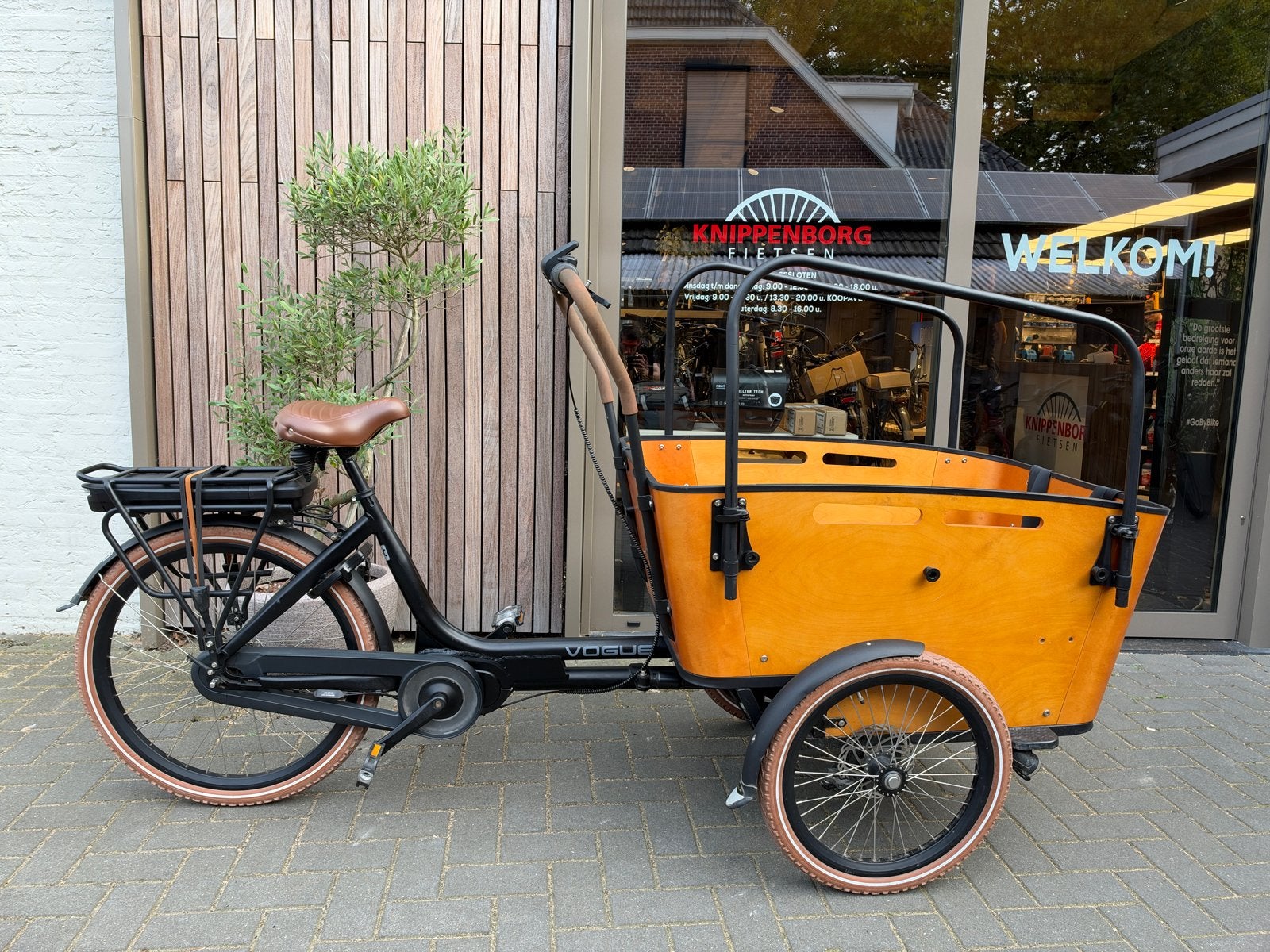 Vogue carry 3 elekrische bakfiets met nieuwe accu en lader, 4 kinderen of meer, Gebruikt, Elektrisch, Schijfrem