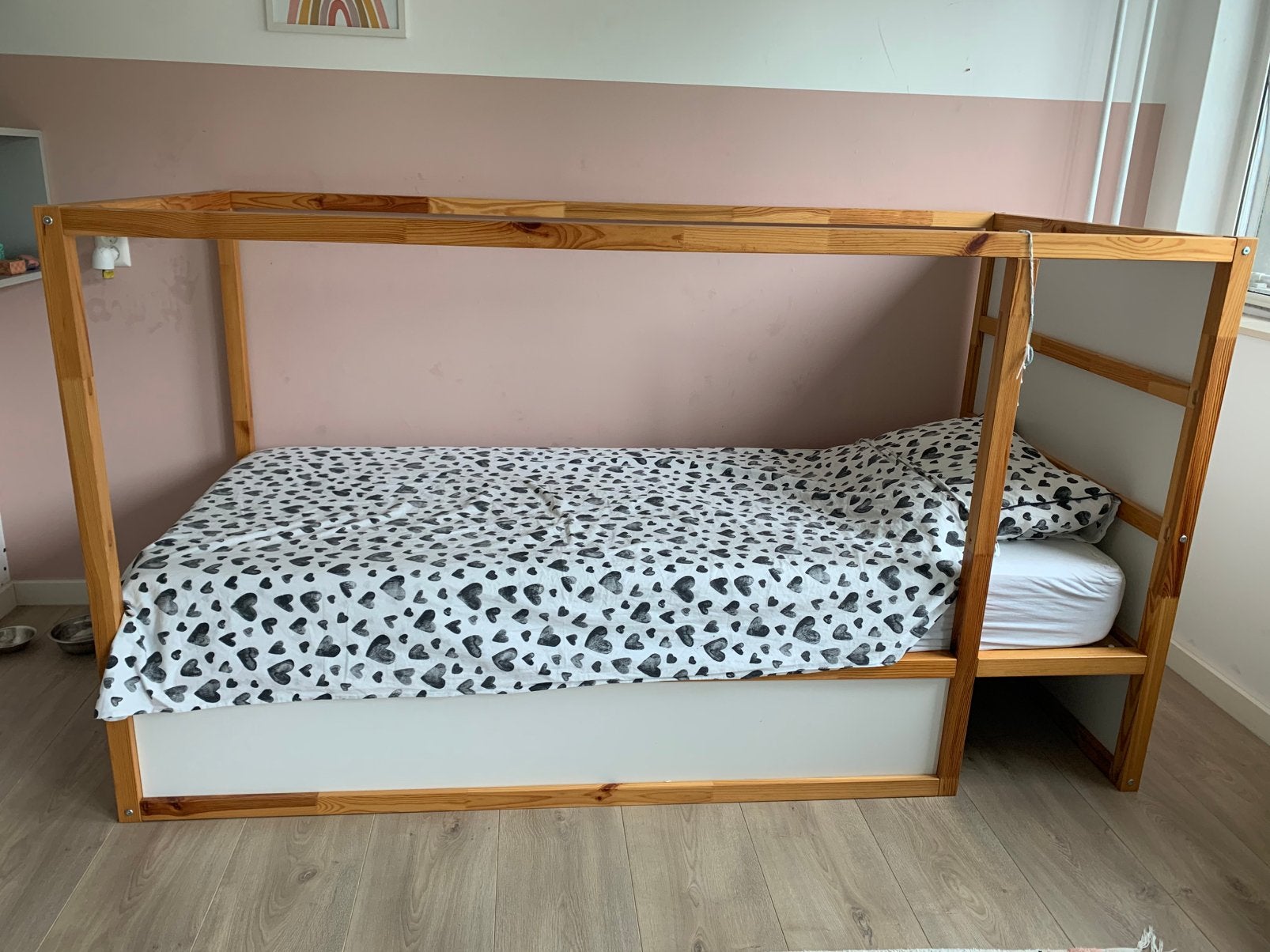 KURA eenpersoons bed 90x200, Ophalen, Zo goed als nieuw, Halfhoogslaper