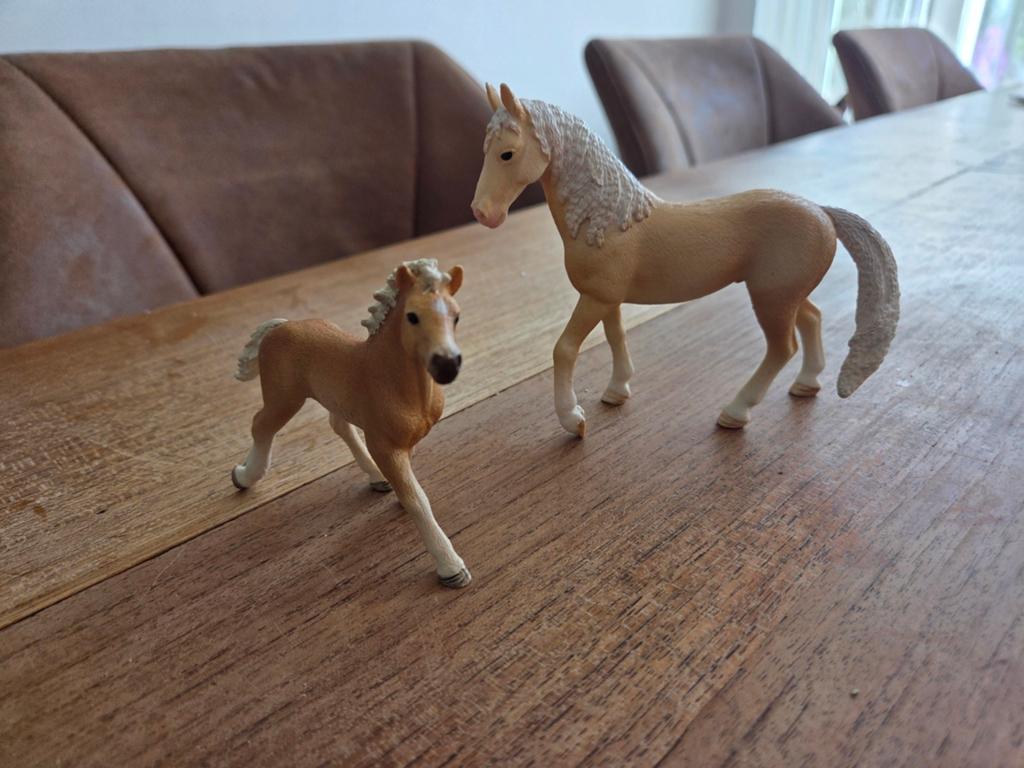 Schleich Palomino Merrie met Veulen - Zo goed als nieuw, Ophalen of Verzenden