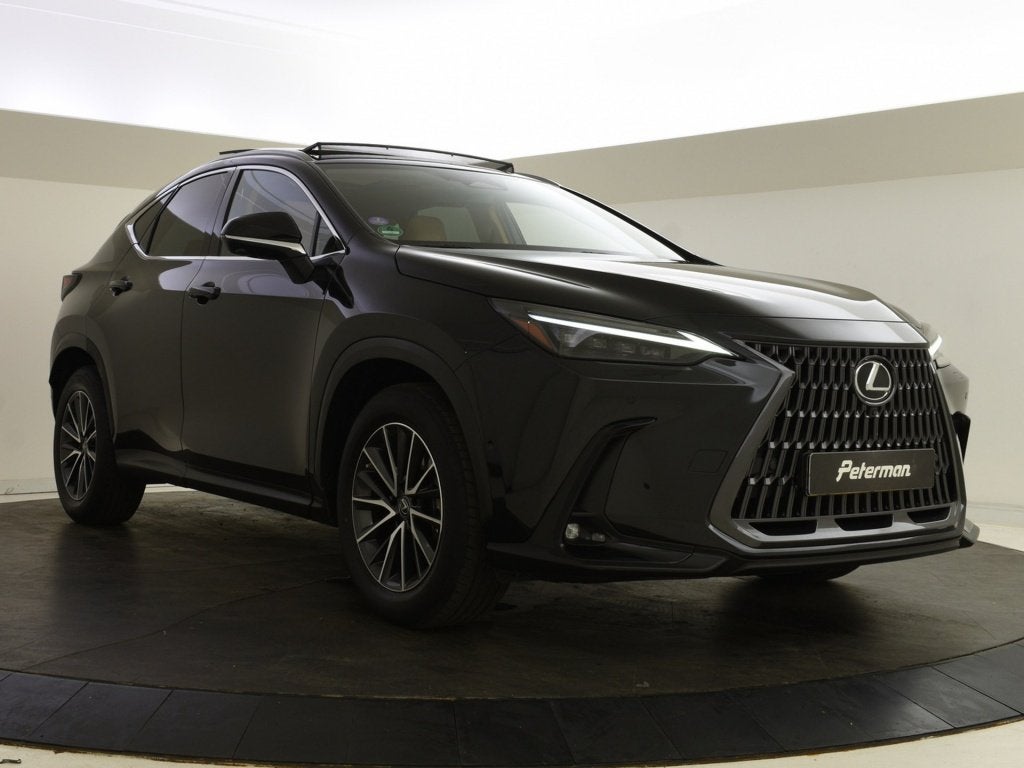 Lexus NX 350h AWD Executive Line | Panoramadak | Mark Levins, Auto's, Gebruikt, Euro 6, 4 cilinders, Zwart