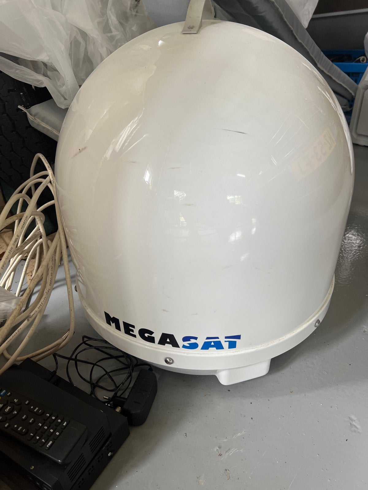 Megasat schotelantenne met ontvanger en afstandsbediening, Ophalen of Verzenden, Gebruikt, (Schotel)antenne, Overige merken