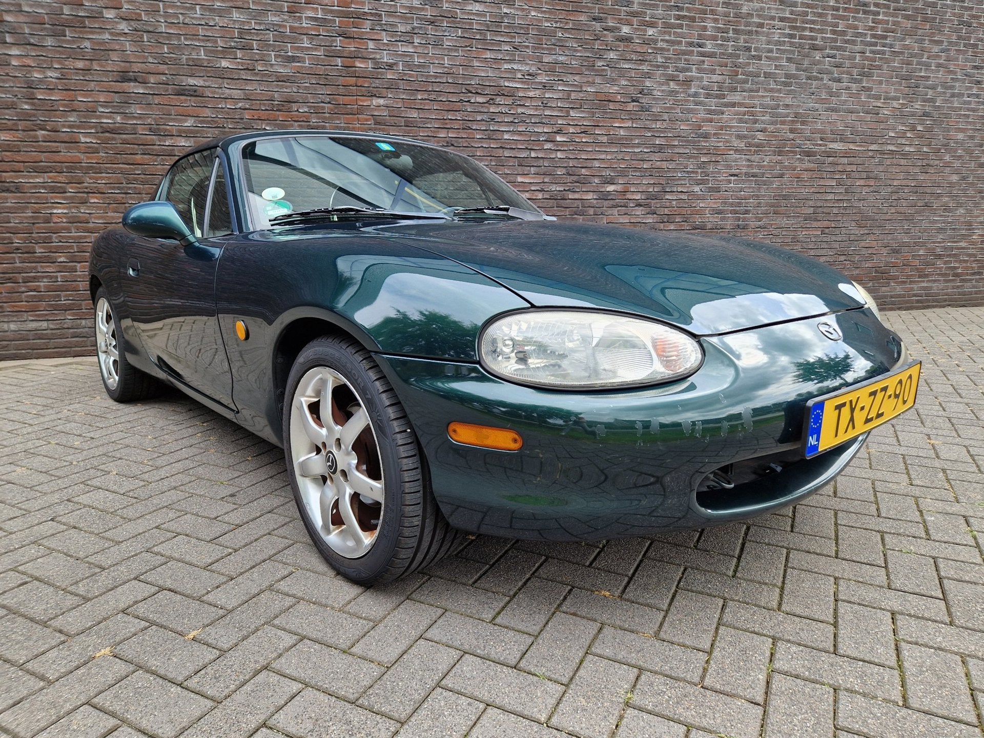 Mazda MX-5 1.8i|APK '27|hardtop|LM velgen|NAP|NB|LIEFHEBBER, Auto's, Mazda, Euro 2, Zwart, 4 cilinders, Cabriolet