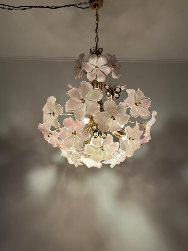 Mooie XL hanglamp met  Murano glazen bloemen en kristallen, Ophalen, Zo goed als nieuw, Glas, Vintage