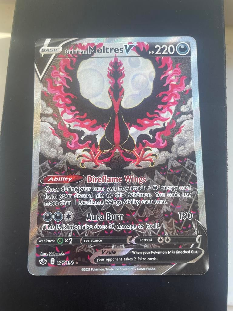 Galarian Moltres V 177/198 NM, Hobby en Vrije tijd, Verzamelkaartspellen | Pokémon, Ophalen of Verzenden, Zo goed als nieuw, Losse kaart