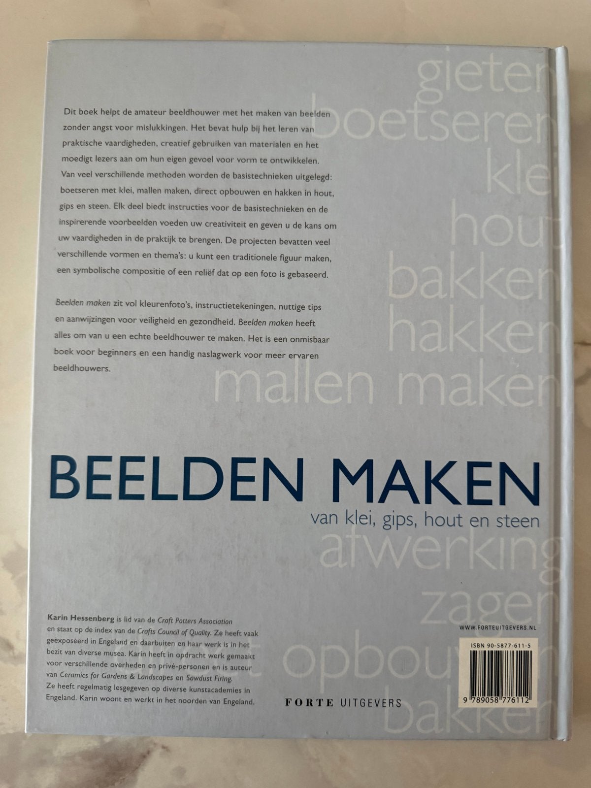 Beelden Maken - Karin Hessenberg, Ophalen of Verzenden, Gelezen, Kleien en Boetseren