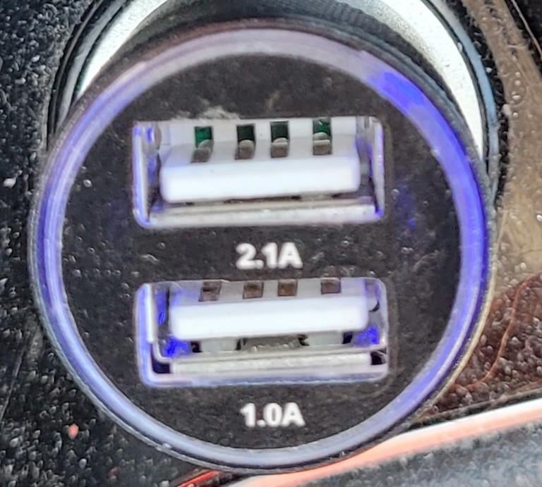 Oplader auto, Ophalen of Verzenden, Zo goed als nieuw
