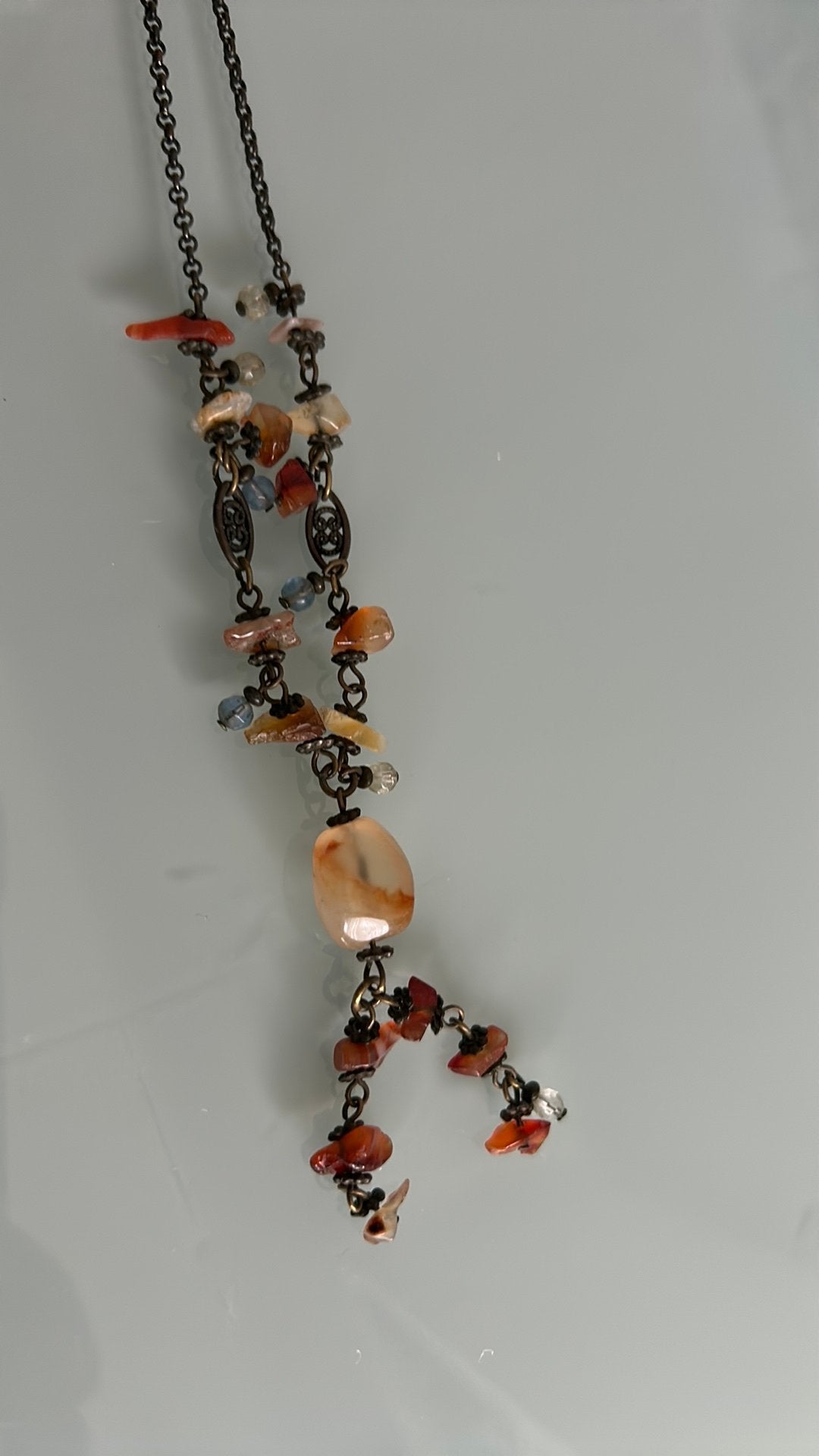 Unieke ketting met natuurstenen en hanger, Sieraden, Tassen en Uiterlijk, Kettingen, Oranje, Ophalen of Verzenden, Zo goed als nieuw