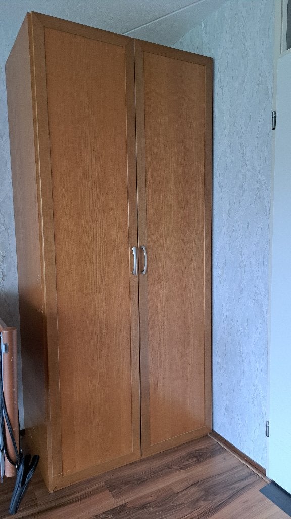 Garderobekast, Huis en Inrichting, Ophalen, Met deur(en), Gebruikt, 100 tot 150 cm