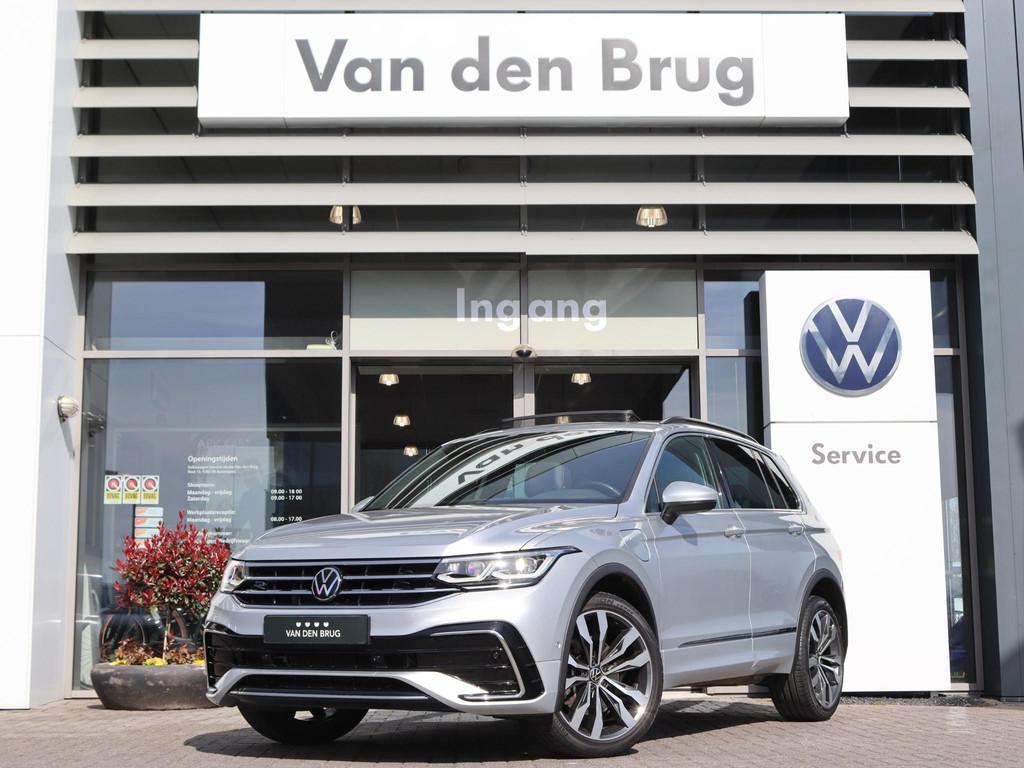 Volkswagen Tiguan 1.4 TSI 245 pk DSG eHybrid R-Line | Panora, 1716 kg, Stof, Euro 6, 4 cilinders