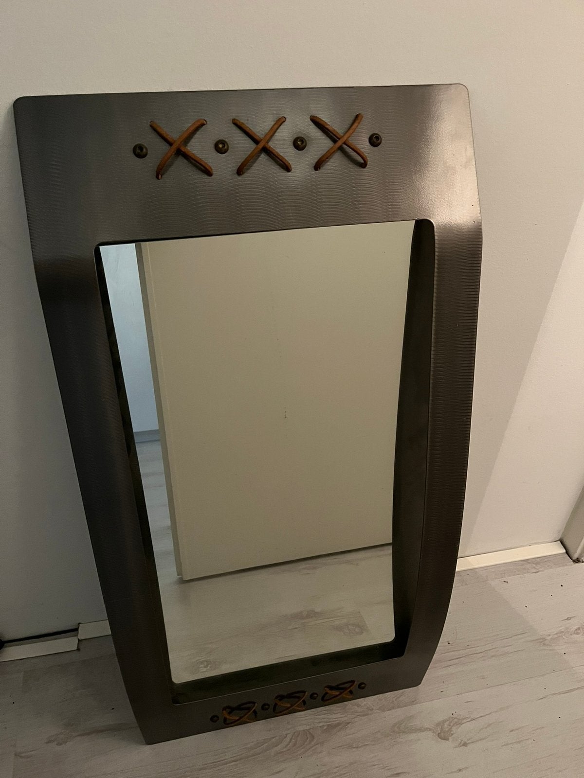 Wandspiegel voor in een hal, Huis en Inrichting, Ophalen of Verzenden, Zo goed als nieuw, Rechthoekig, Minder dan 100 cm