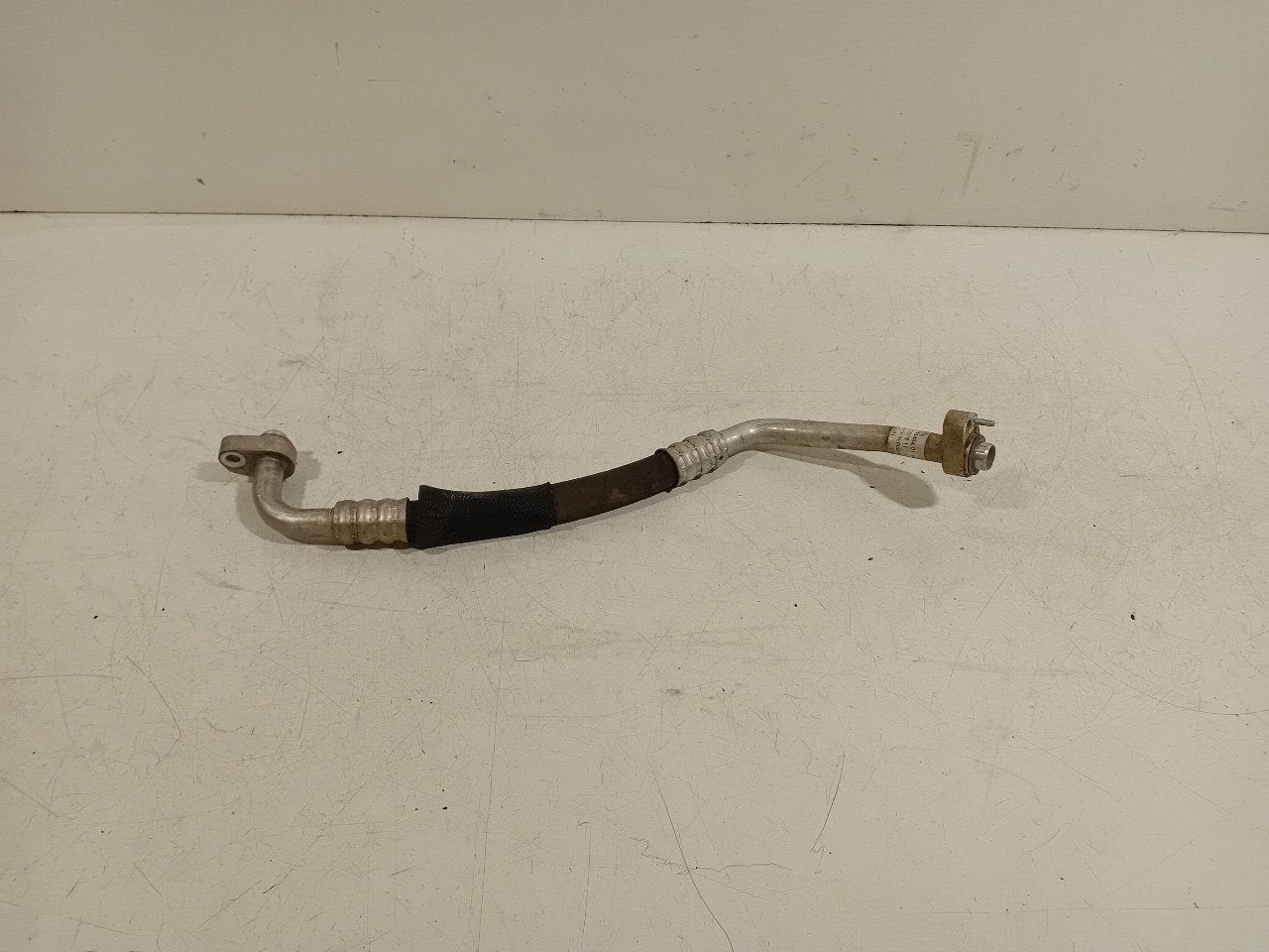 Airco leiding BMW i3, Onderdelen@venauto.nl, Van der Ven Autorecycling B.V., Gebruikt, Ettenseweg 76, 4706 PB Roosendaal, The Netherlands