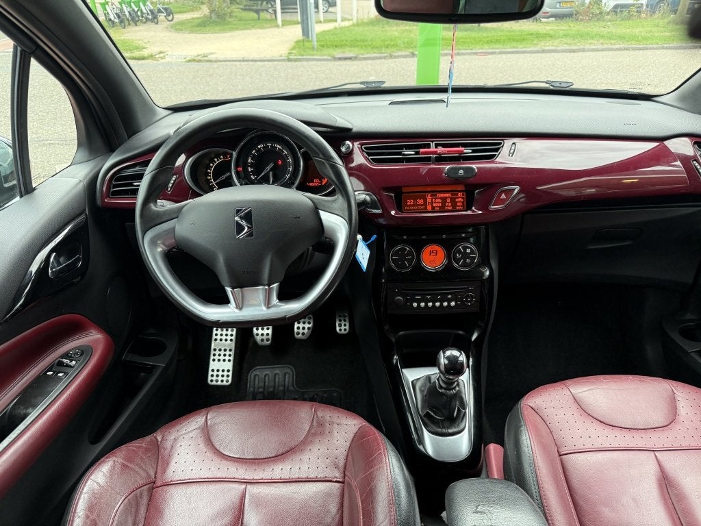 Citroën DS3 1.6 THP Sport Chic | leder | airco |cruise cont, Auto's, 1140 kg, Euro 5, 15 km/l, Gebruikt