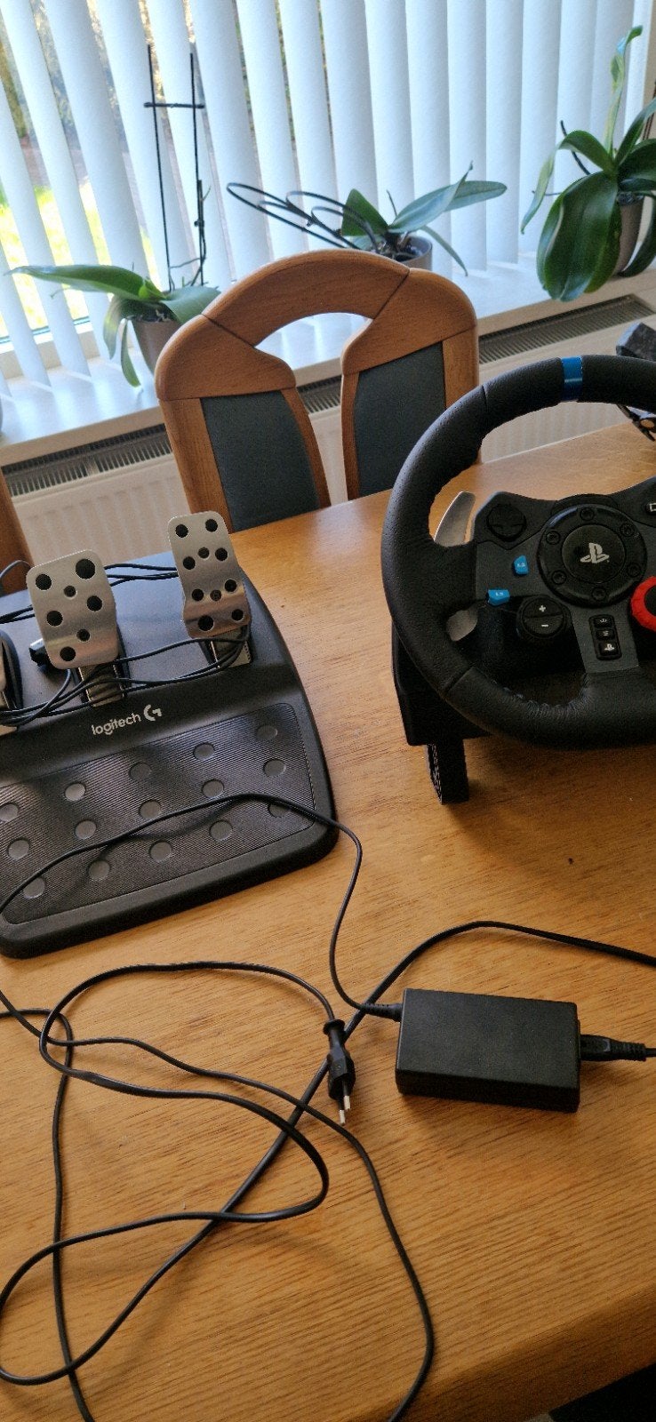 Logitech G29 Racestuur met Pedalen - Zo goed als nieuw, Racestuur, Force feedback, Zo goed als nieuw, Logitech