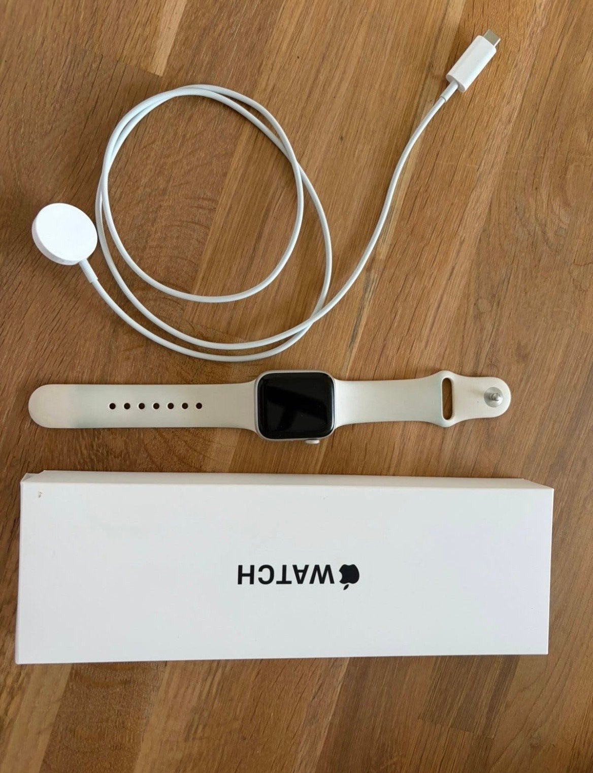 Apple Watch SE (3e gen, 2025) - Zo goed als nieuw, Ophalen of Verzenden, Zo goed als nieuw, IOS