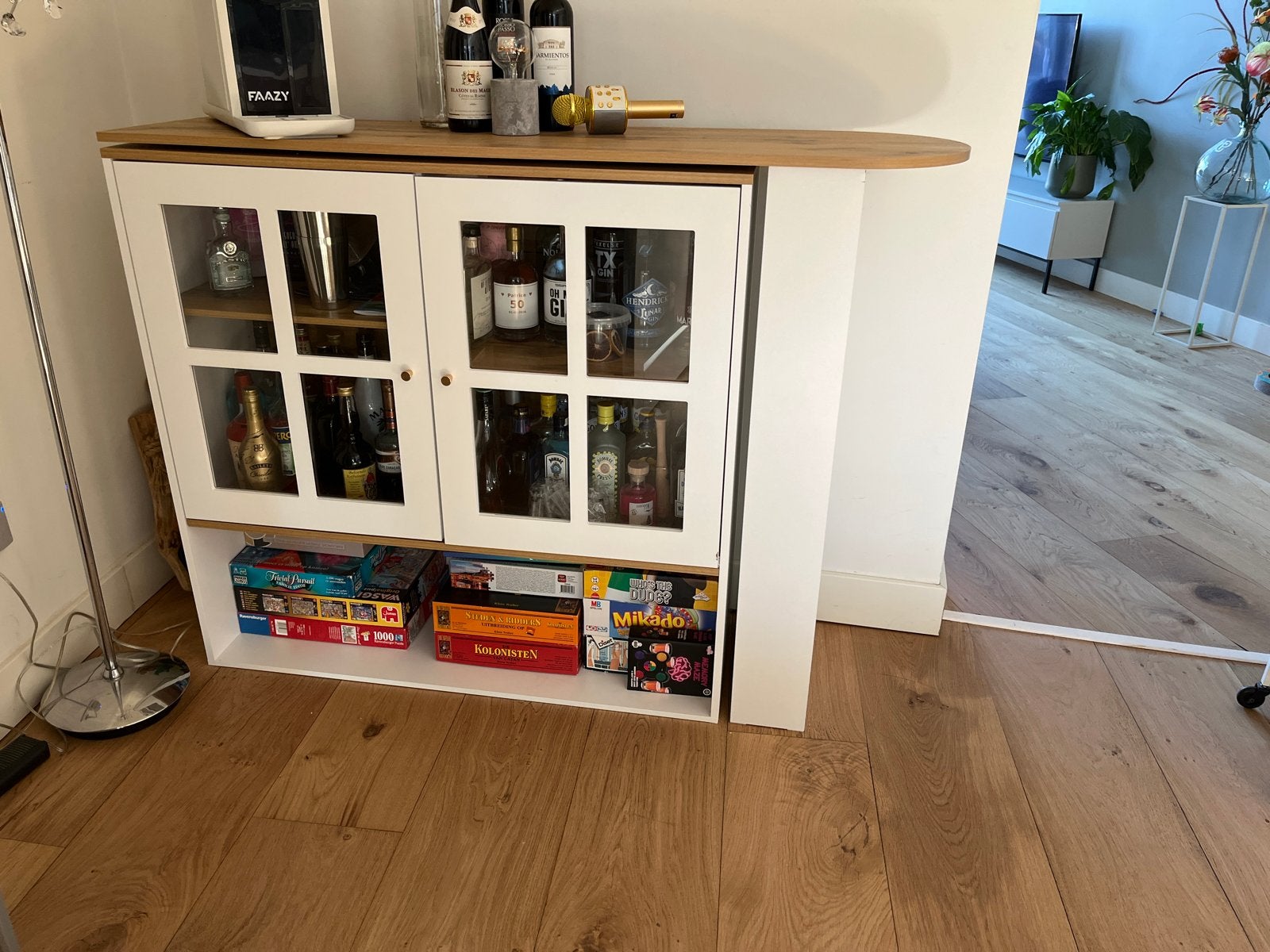 Uitschuifbare bar/dressoir met opbergruimte, Ophalen, Gebruikt