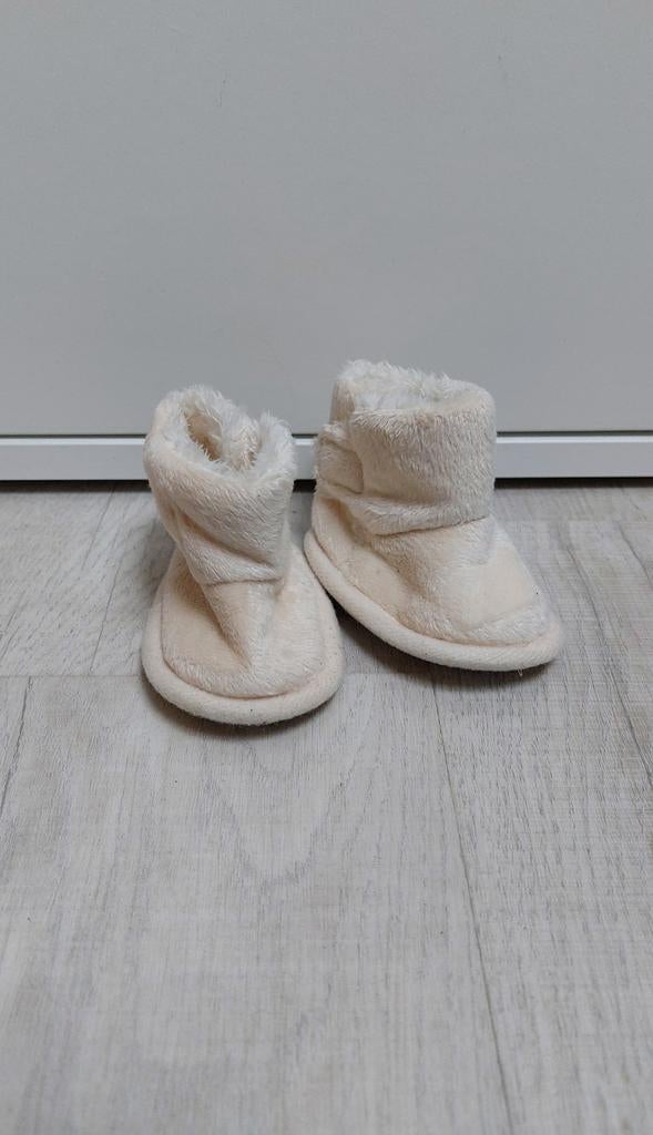 Babyslofjes, Ophalen of Verzenden, Zo goed als nieuw, Meisje, Slofjes