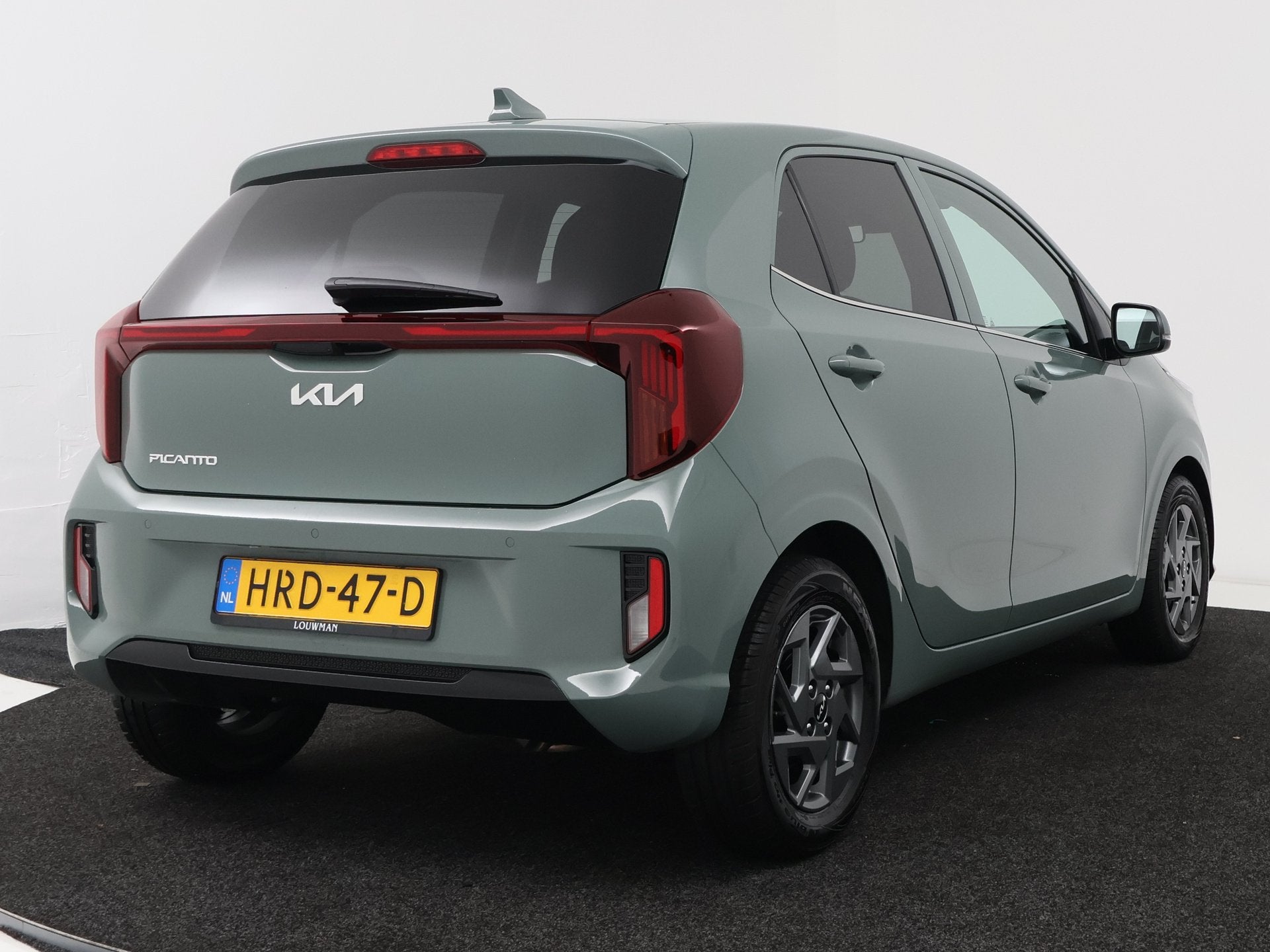 Kia Picanto 1.0 DPI DynamicPlusLine | Navigatie | Camera | L, Voorwielaandrijving, Stof, 63 pk, 4 stoelen