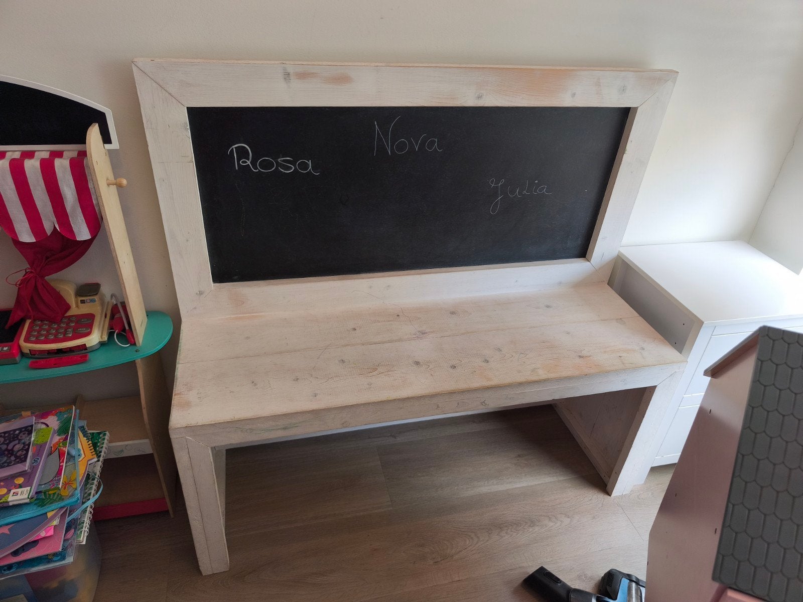 Steigerhouten bureau met krijtbord, Ophalen, Gebruikt