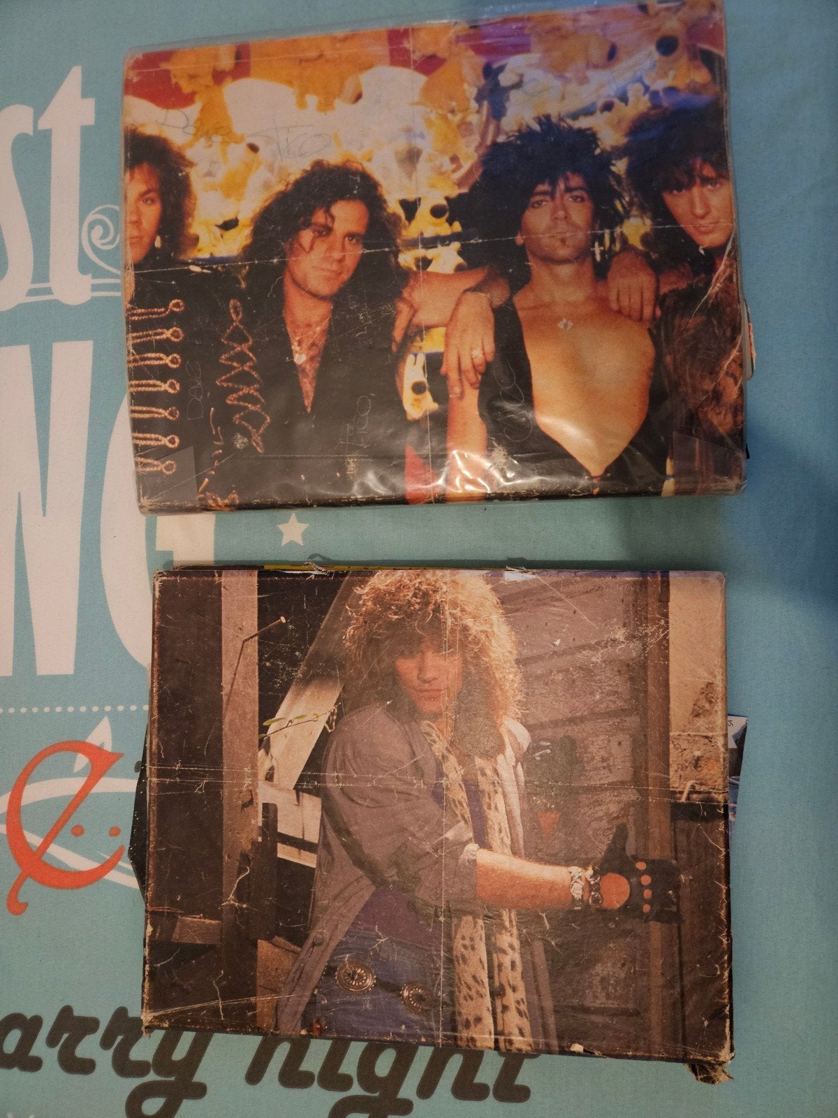 Bon Jovi boeken en spandoek, Cd's en Dvd's, Vinyl | Rock, Ophalen of Verzenden, Zo goed als nieuw, Overige formaten, Poprock