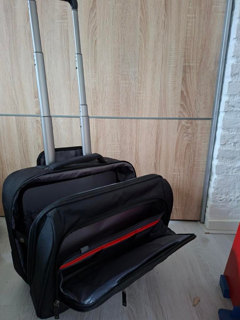 Laptop zakelijke trolly reistas met wieltjes, Computers en Software, Laptoptassen, Ophalen of Verzenden, 17 inch of meer, Zo goed als nieuw